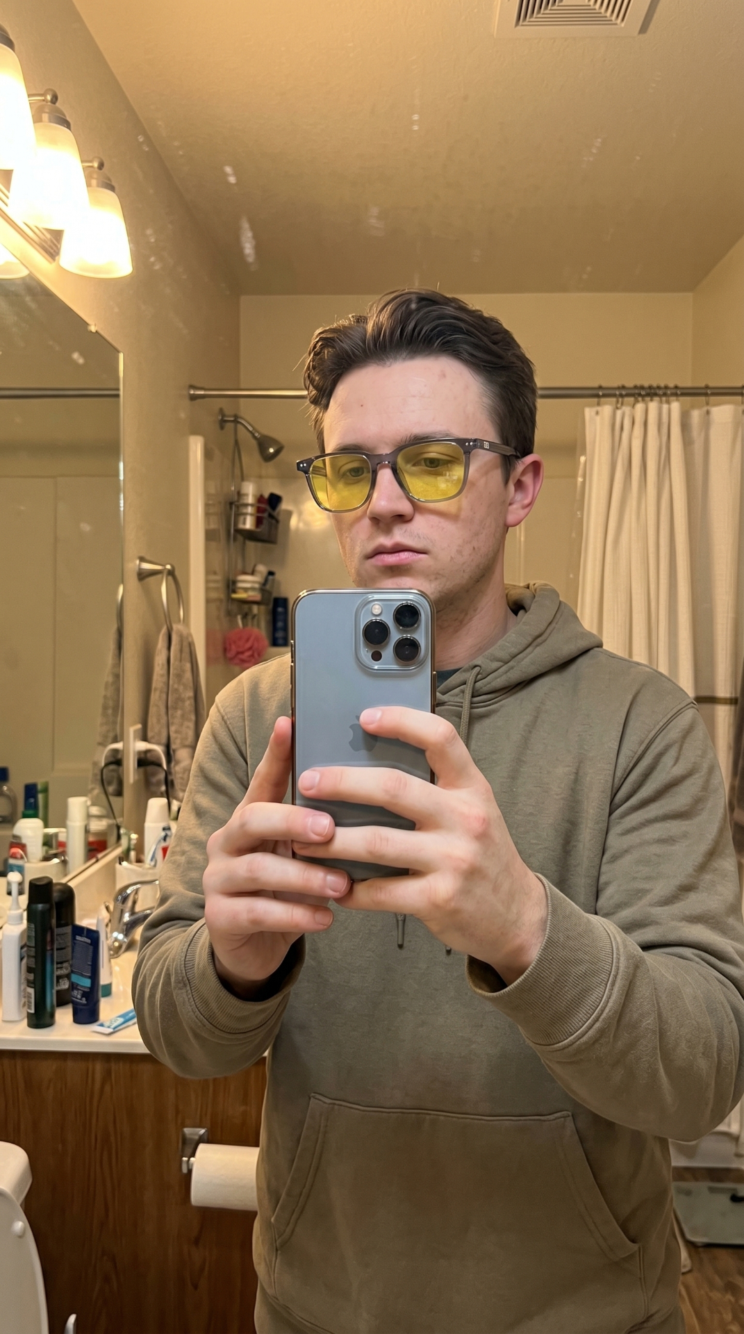 REM28 customer wearing glasses
