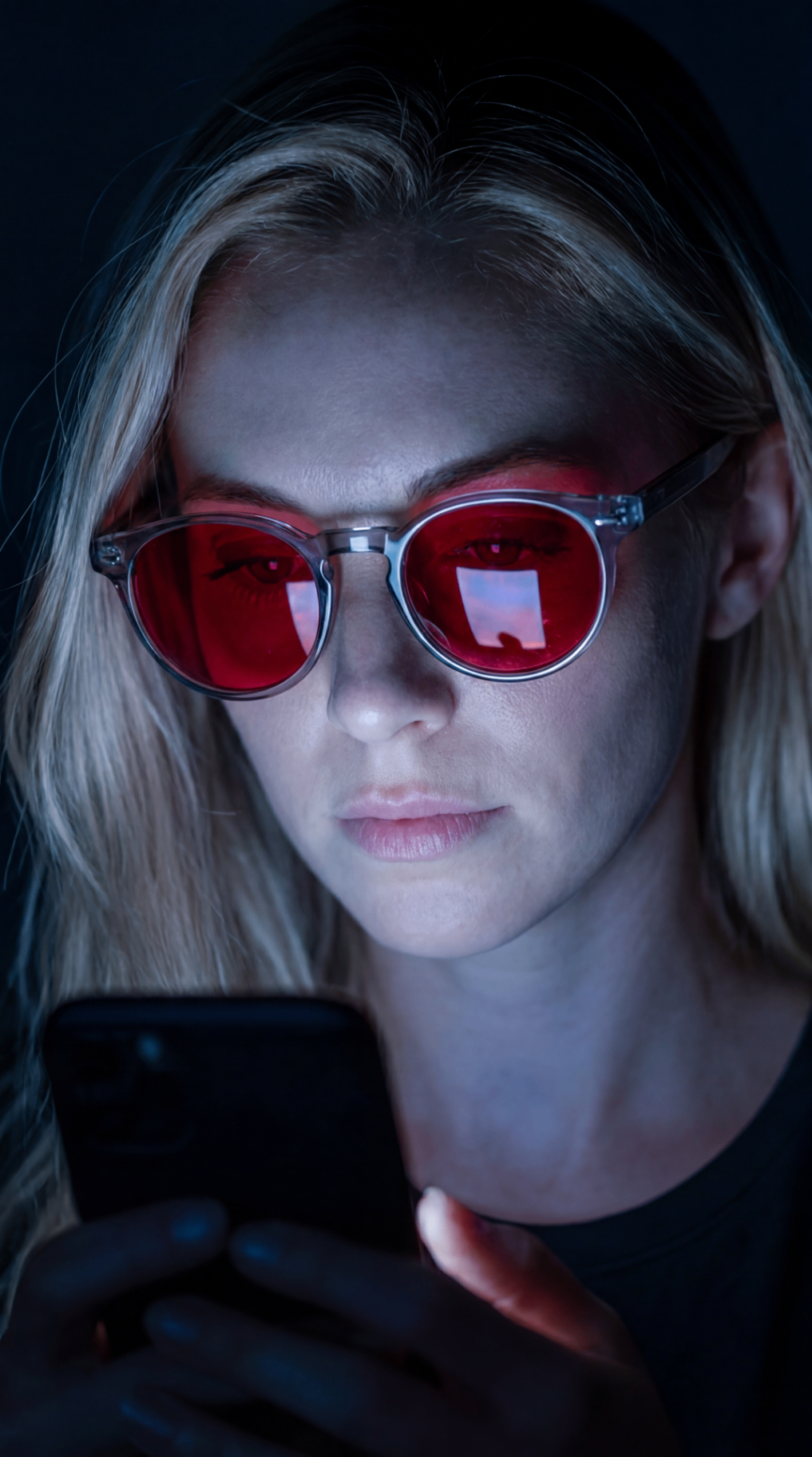 REM28 premium case open showing both pairs of glasses